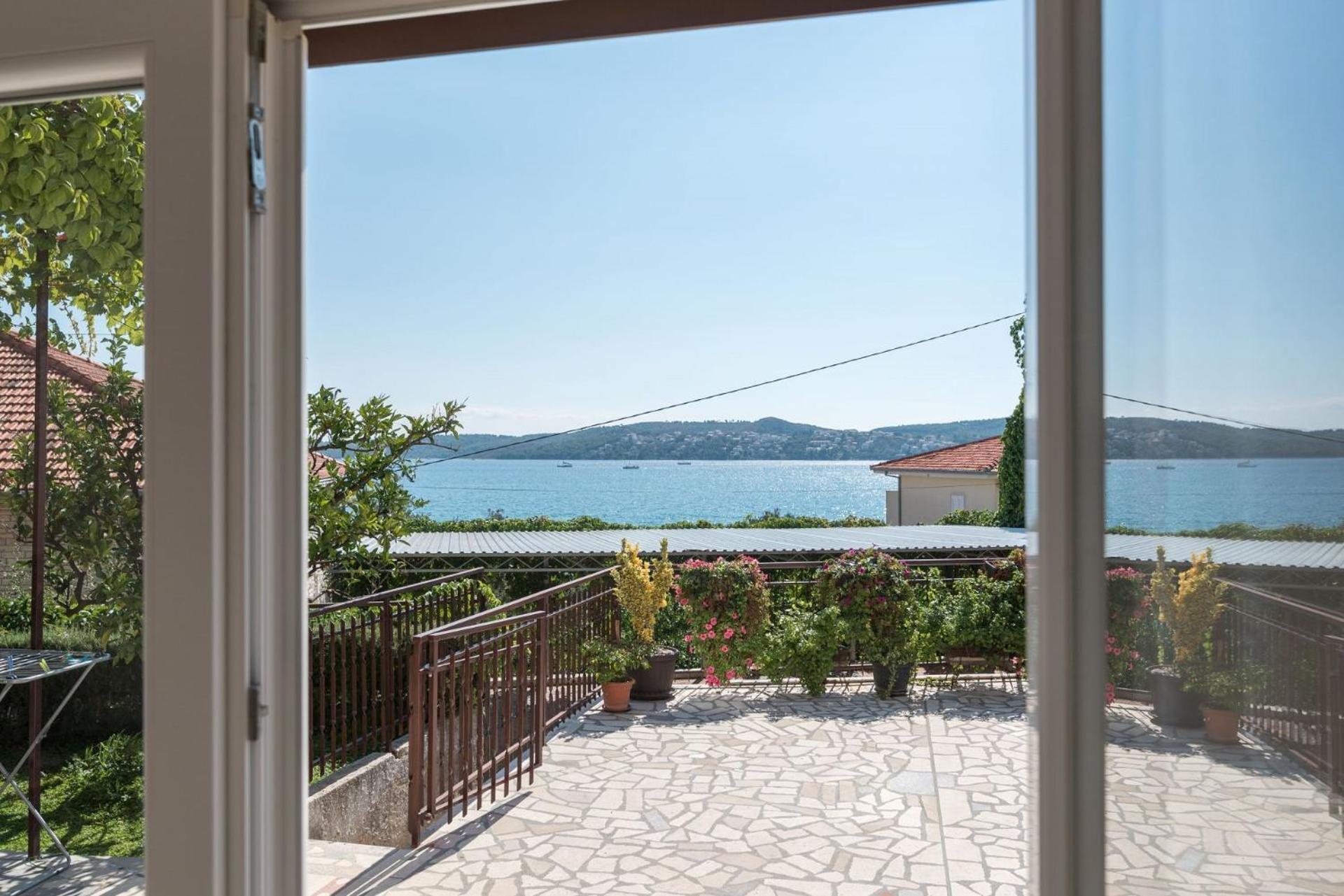 Apartments Vin Trogir Exterior photo