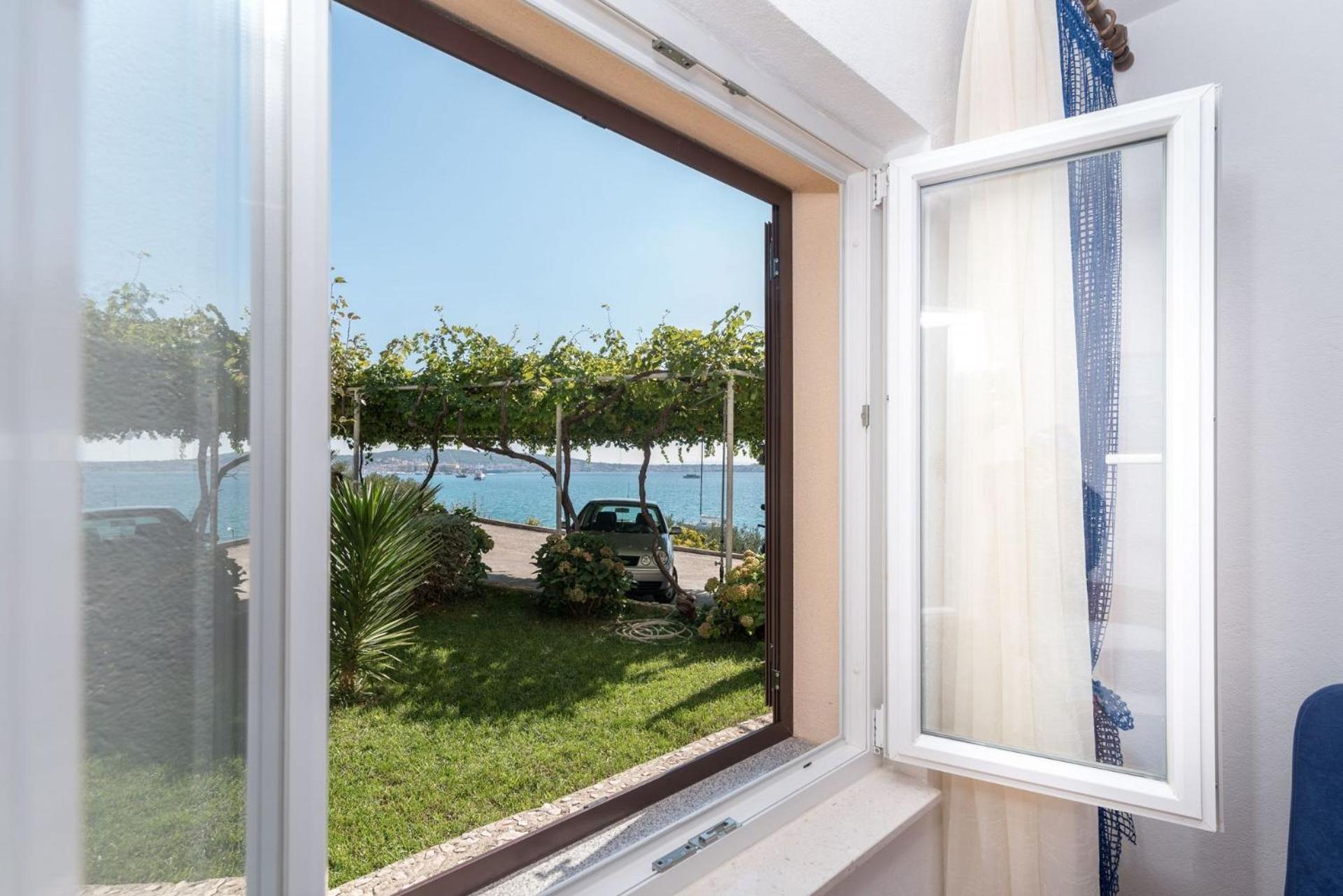 Apartments Vin Trogir Exterior photo